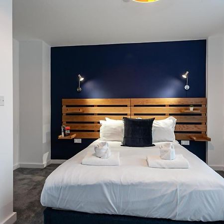 Superb 2 Bed Flat 5Min To Old Trafford Stadium Manchester Exteriör bild