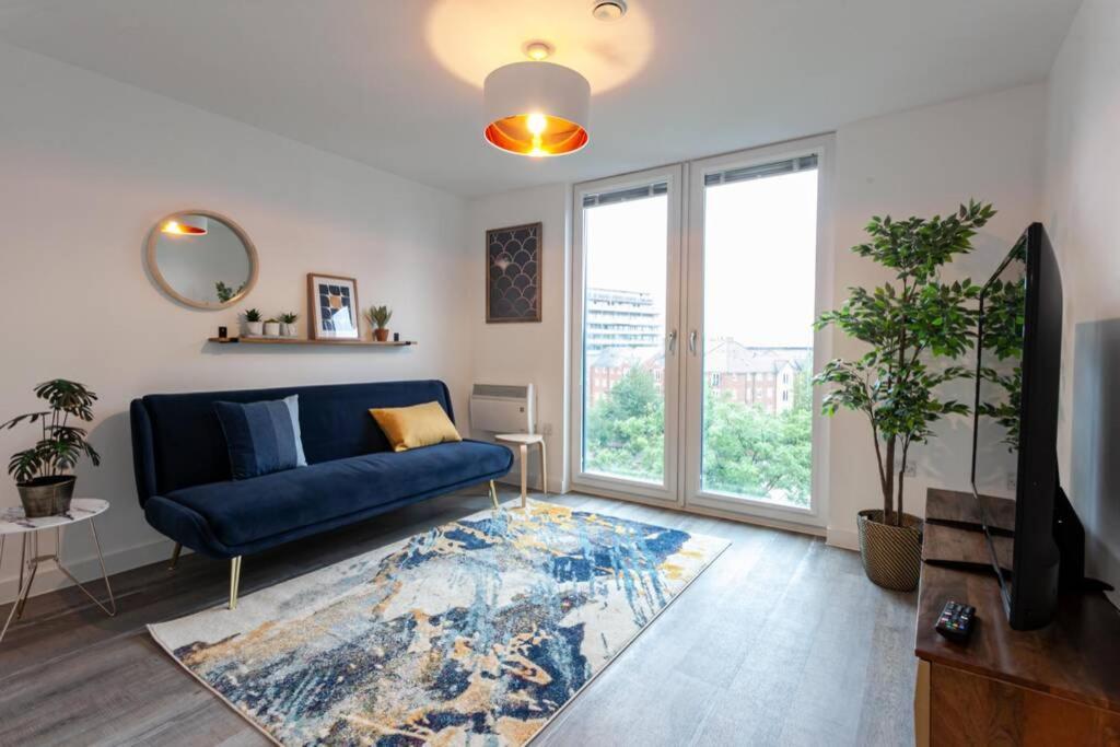 Superb 2 Bed Flat 5Min To Old Trafford Stadium Manchester Exteriör bild