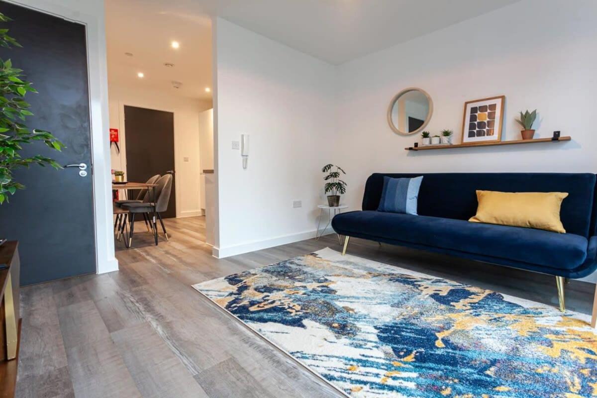 Superb 2 Bed Flat 5Min To Old Trafford Stadium Manchester Exteriör bild